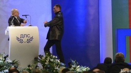 Лидера болгарских турок пытались застрелить во время выступления