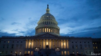 Сенат США пока не будут расширять санкции против России