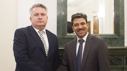 Замглавы МИД встретился с послом Индии 
