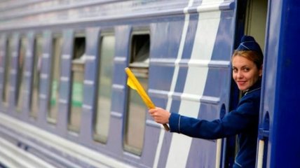 Гройсман: Украинские железнодорожники должны получать достойные зарплаты