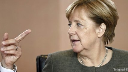 Меркель отклонила призыв Шульца о повторном проведении теледебатов