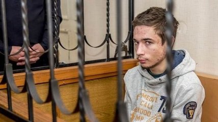 Матери похищенного россиянами Павла Гриба не разрешили свидание с сыном