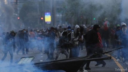 Протесты в Эквадоре: правительство ввело чрезвычайное положение 