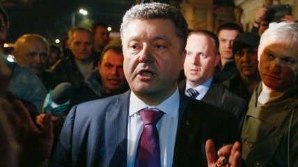 Порошенко: Народ Украины должен сам определить будущее своей страны