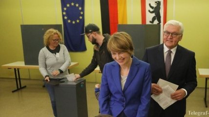 Штайнмайер проголосовал на выборах в Бундестаг 