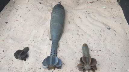 На КПВВ "Майорское" продолжаются поиски взрывчатки: уже нашли мину и снаряд 