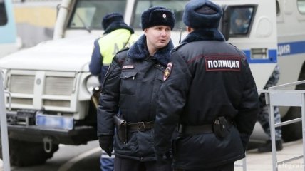 Силовики начали обыски у журналиста "Крым.Реалии" 