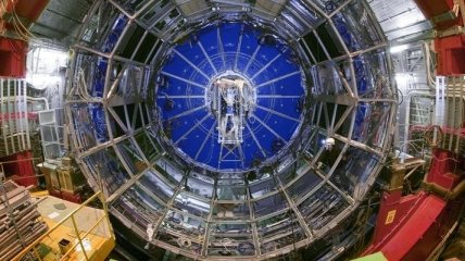 В CERN опять усомнились в Стандартной модели физики элементарных частиц 