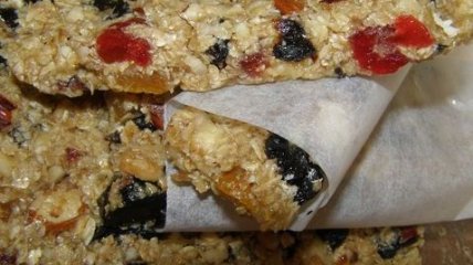 Энергетические батончики из орехов и сухофруктов