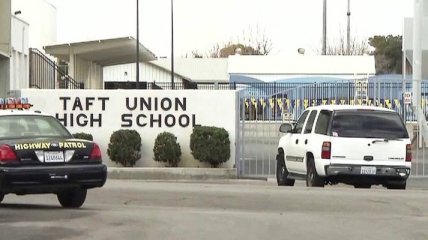 Стрельбу в Калифорнийской школе открыл 16-летний ученик - полиция