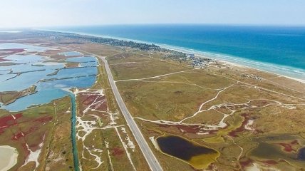 Арабатская Стрелка покрасовалась в потрясающем проморолике (Видео)