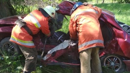 Четверо жертв: в Житомирской области Mitsubishi столкнулся с "Ланосом"