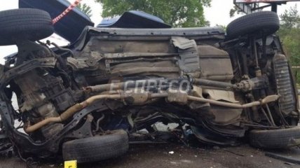 Жуткое ДТП в Киеве: оба автомобиля растрощены, трое погибших