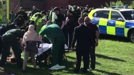 В Англии автомобиль наехал на празднующих Ураза-Байрам мусульман, есть пострадавшие