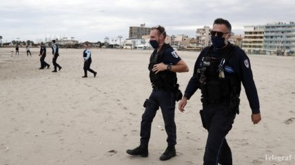 "Желтые жилеты" опять собирались протестовать: власти Франции напомнили о карантине