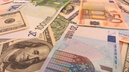 Евросоюзу необходимо ввести еще одну валюту