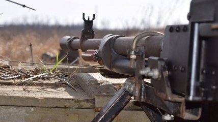 6-го квітня збройні формування РФ вісім разів обстріляли позиції ООС