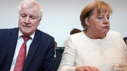 Меркель и Зеехофер не пришли к соглашению по миграционной политике