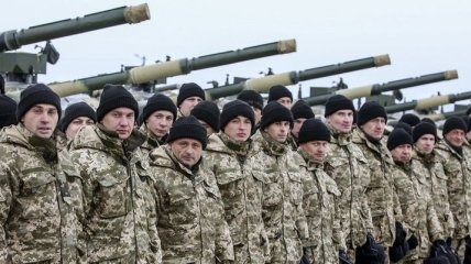 Муженко и командующий армии США обсудили подготовку украинских подразделений