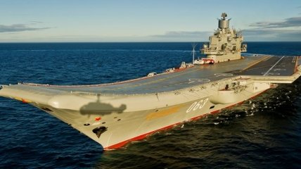 Российский авианосец "Адмирал Кузнецов" покидает берега Сирии