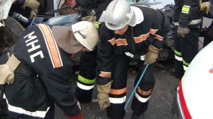 В ДТП в Николаевской области пострадало 13 человек