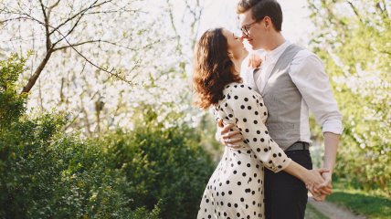 Любовный прогноз для знаков Зодиака на май 2024 года