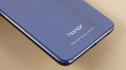 Huawei официально представила смартфон Honor Magic