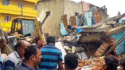 В Индии обрушилось здание, погибли 6 человек