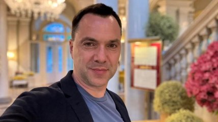 Алексей Арестович выехал из Украины во время войны