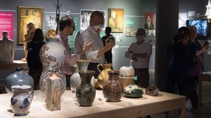 Во Львове открылась выставка, посвященная керамико-скульптурной фабрике: яркие фото