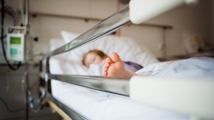 Ребенок с отравлением в больнице