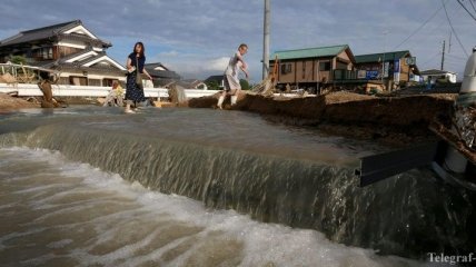Наводнение в Японии: число погибших стремительно растет