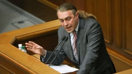 Мирошниченко требует отреагировать на высказывания Симоненко