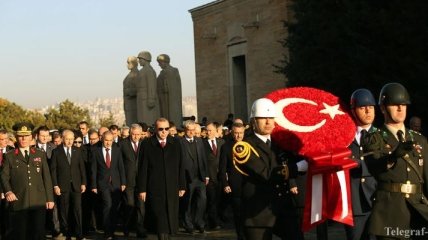 Годовщина смерти "отца нации": в Турции почтили память Мустафы Кемаля Ататюрка