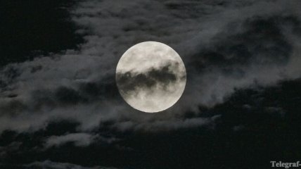 Этой ночью Луна приблизится максимально близко к Земле
