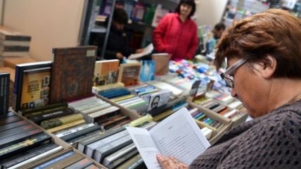 "Книжные черви": Сколько денег украинцы тратят на книги