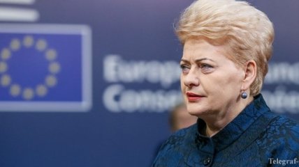 Президент Литвы приняла отставки трех министров
