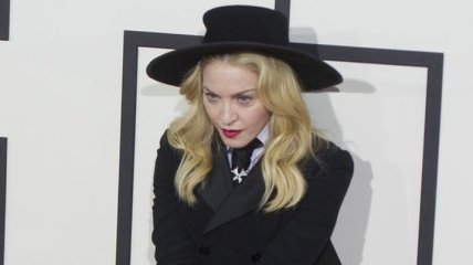 СМИ: Мадонна шокировала фанов новым романом