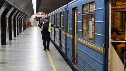 В Киеве станции метро восстановили работу