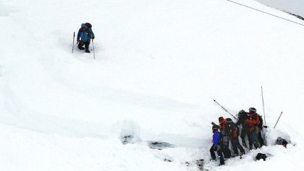 Во Французских Альпах под лавиной оказались 9 человек