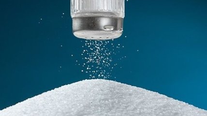 Медики рассказали о влиянии соли на организм человека