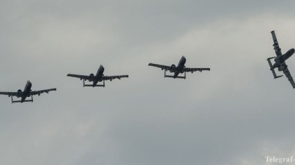 Истребители США A-10 прибыли в Эстонию для участия в учениях