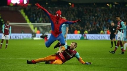 Человек-паук сорвал матч "Вест Хэма" и "Манчестер Сити"