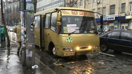 В Киеве можно увидеть "золотую" маршрутку