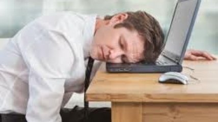 Недосыпание снижает уровень тестостерона