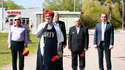 Галина Шаповалова на траурном мероприятии