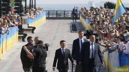 Стало известно, сколько украинцев довольны деятельностью Зеленского