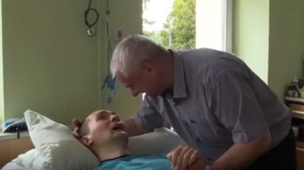 В Польше ищут клинику для лечения Героя Украины Петраковского (Видео)