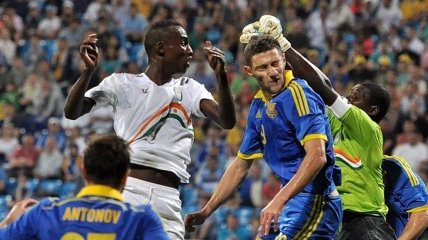 Защитник сборной Украины заинтересовал 3 клуба АПЛ