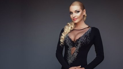 Анастасия Волочкова продемонстрировала новое дизайнерское платье